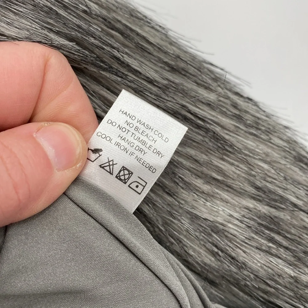 Lovers + Friends Gray Faux Fur Vest Women’s Small Camille Revolve Open‎ Front - Picture 7 of 13